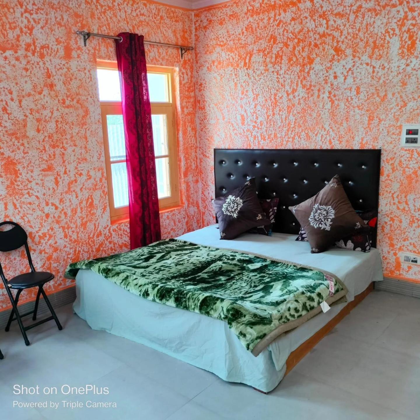 Hotel Sunlight Srinagar Kültér fotó
