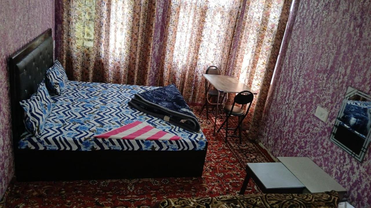 Hotel Sunlight Srinagar Kültér fotó